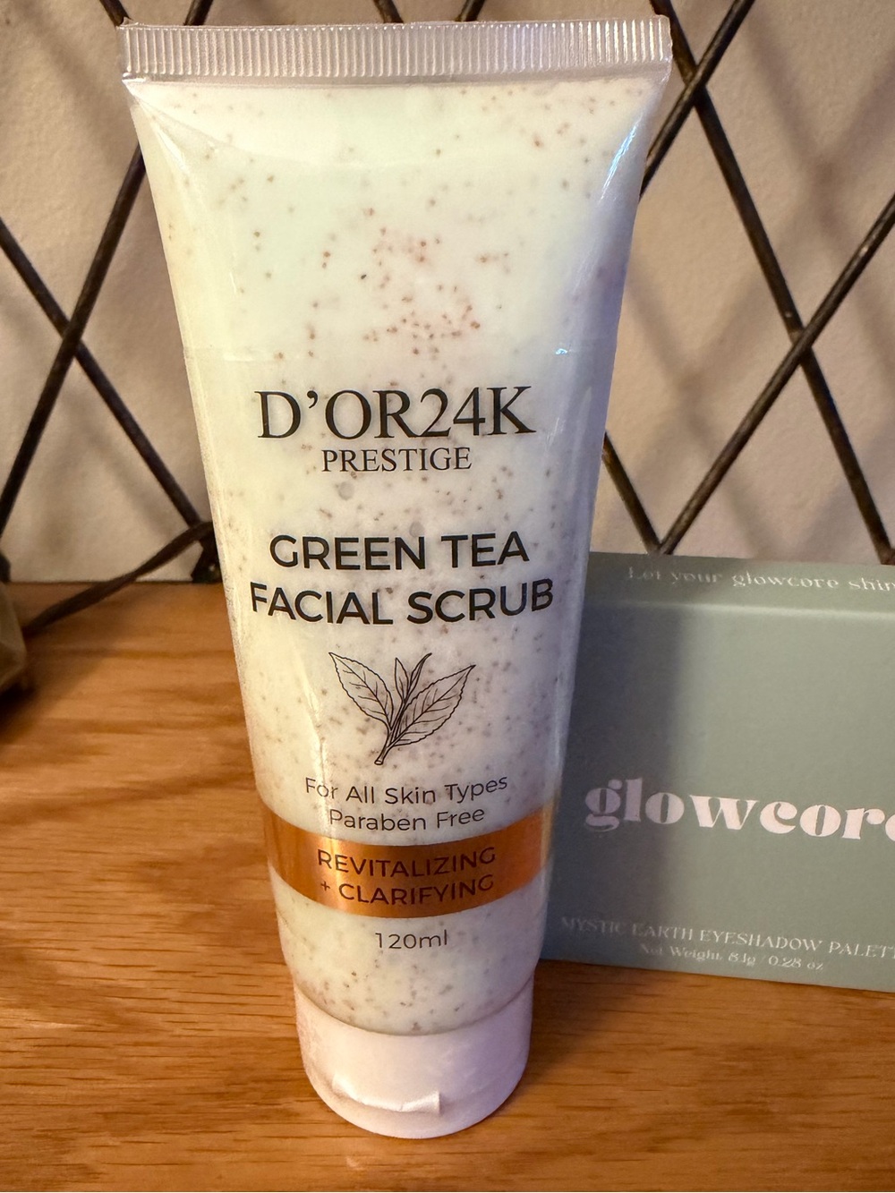 D’OR24K “Prestige” Facial Scrub